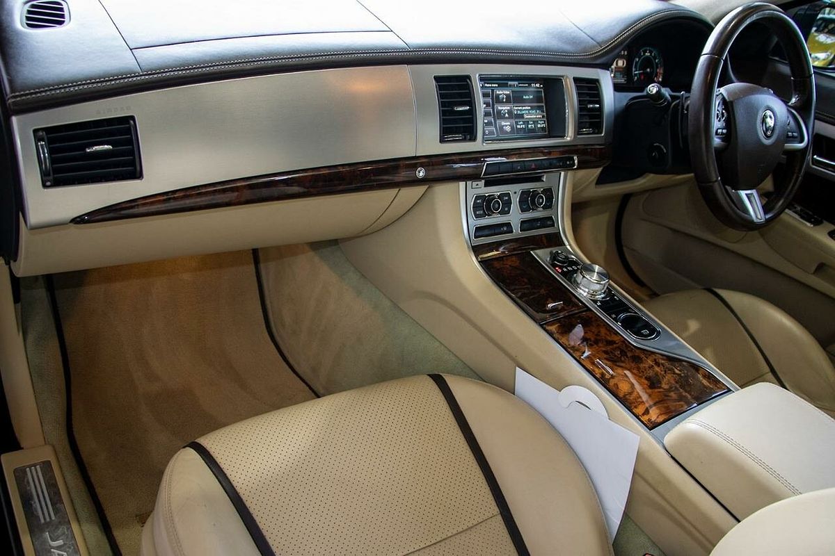 2014 Jaguar XF Portfolio X250