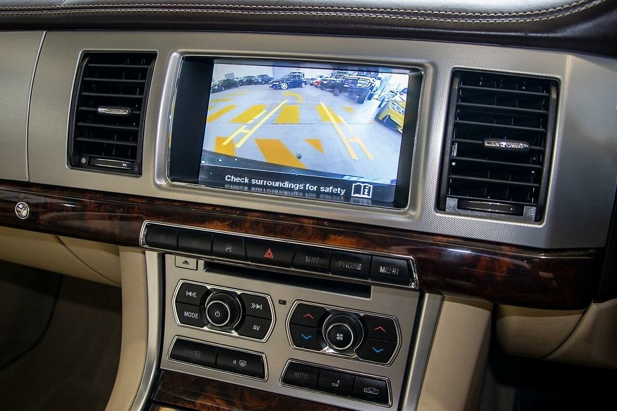 2014 Jaguar XF Portfolio X250