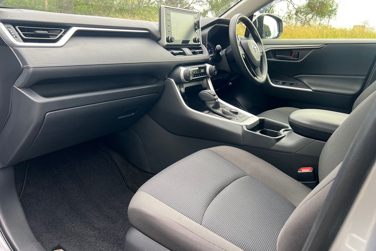 2020 Toyota RAV4 GX AXAH54R