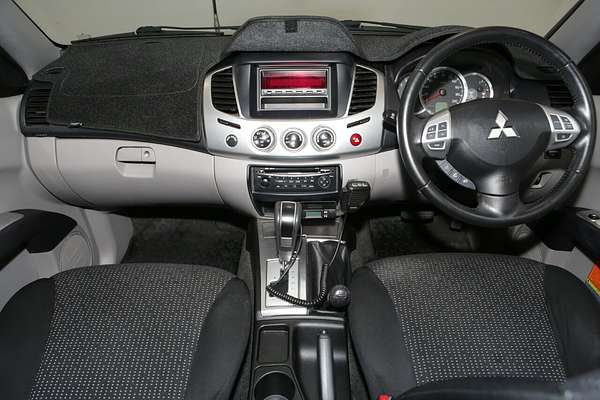 2013 Mitsubishi Triton GLX-R MN 4X4