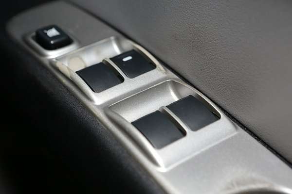 2013 Mitsubishi Triton GLX-R MN 4X4