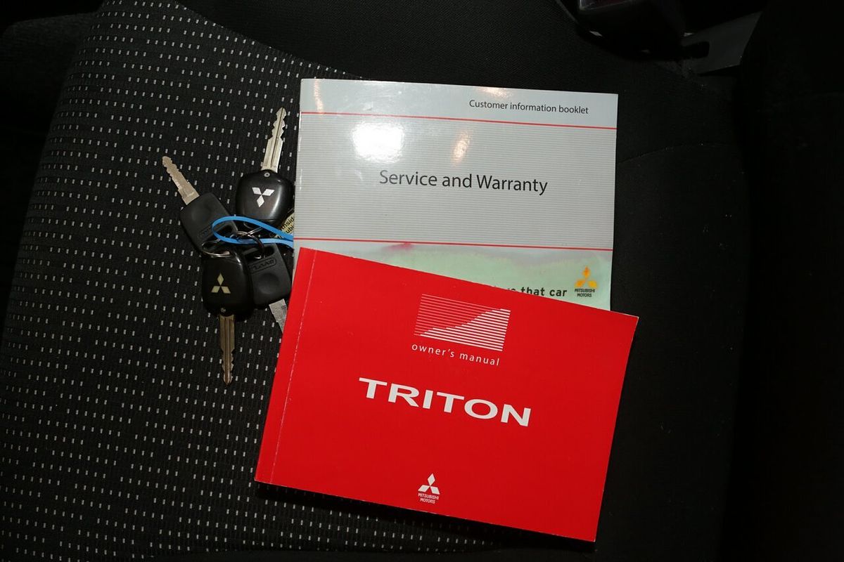 2013 Mitsubishi Triton GLX-R MN 4X4