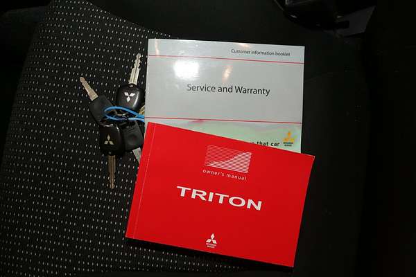 2013 Mitsubishi Triton GLX-R MN 4X4