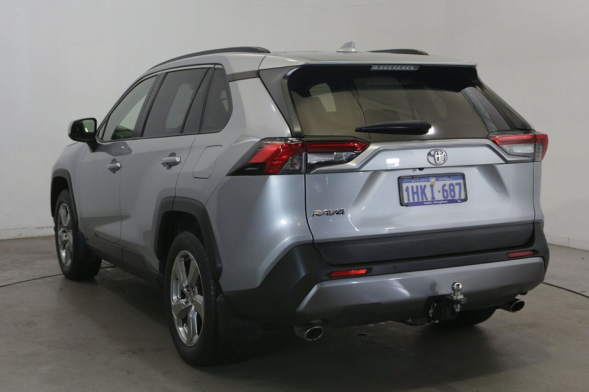 2021 Toyota RAV4 GXL MXAA52R