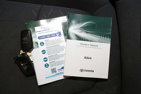 2021 Toyota RAV4 GXL MXAA52R
