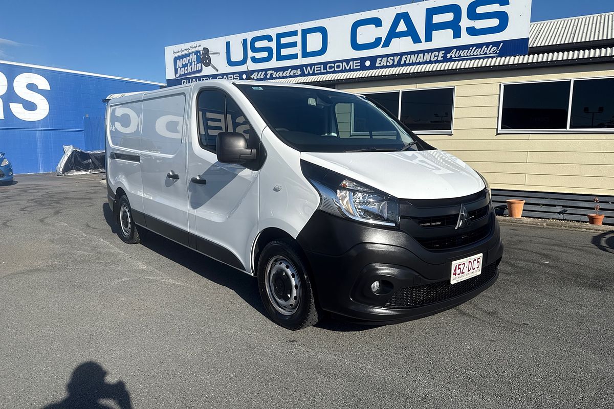 2021 Mitsubishi Express LWB
