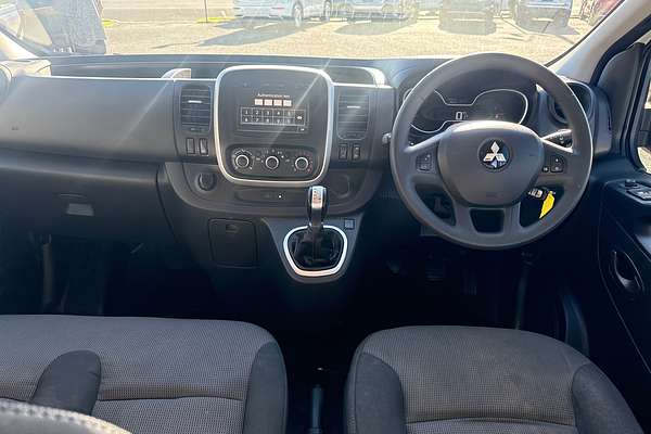 2021 Mitsubishi Express LWB