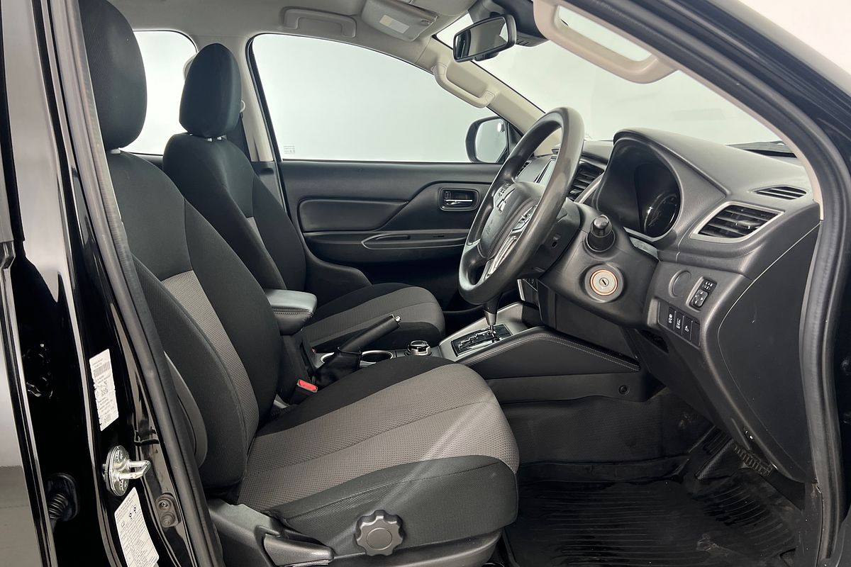 2021 Mitsubishi Triton GLX+ MR 4X4
