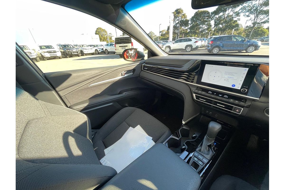 2024 Toyota Camry Ascent AXVH80R