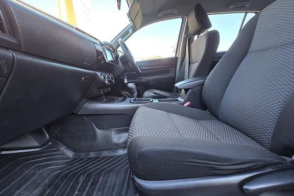 2018 Toyota Hilux Workmate TGN121R Rear Wheel Drive