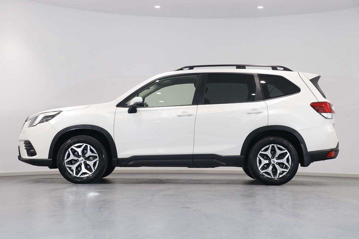 2023 Subaru Forester 2.5i S5