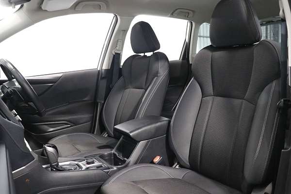 2023 Subaru Forester 2.5i S5