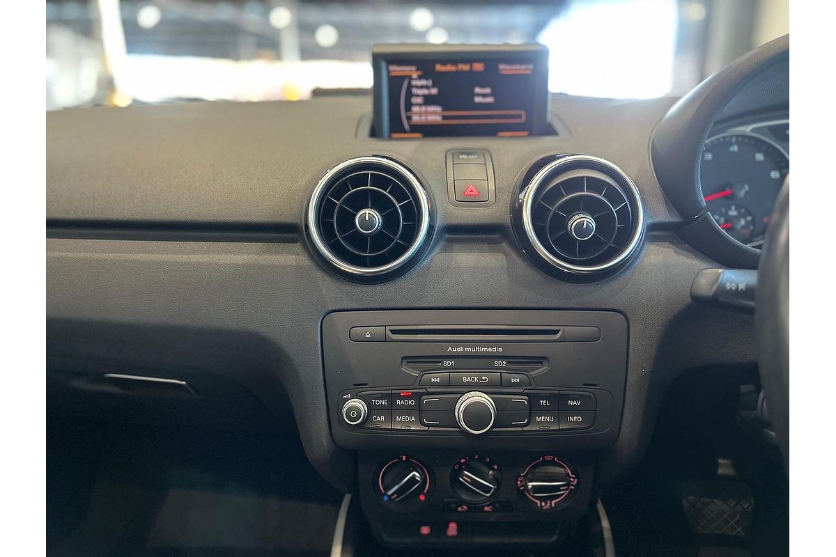 2011 Audi A1 Ambition 8X