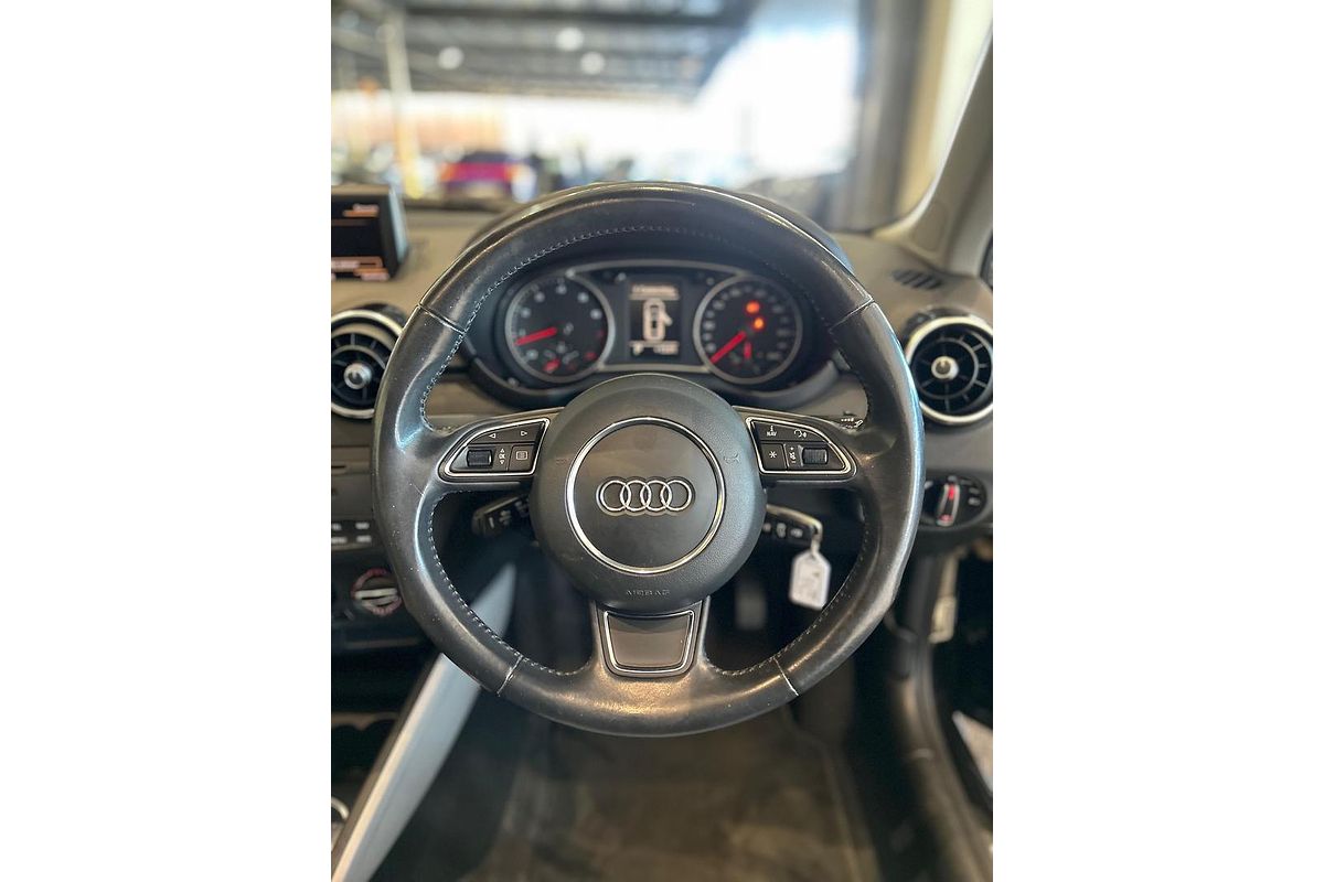 2011 Audi A1 Ambition 8X