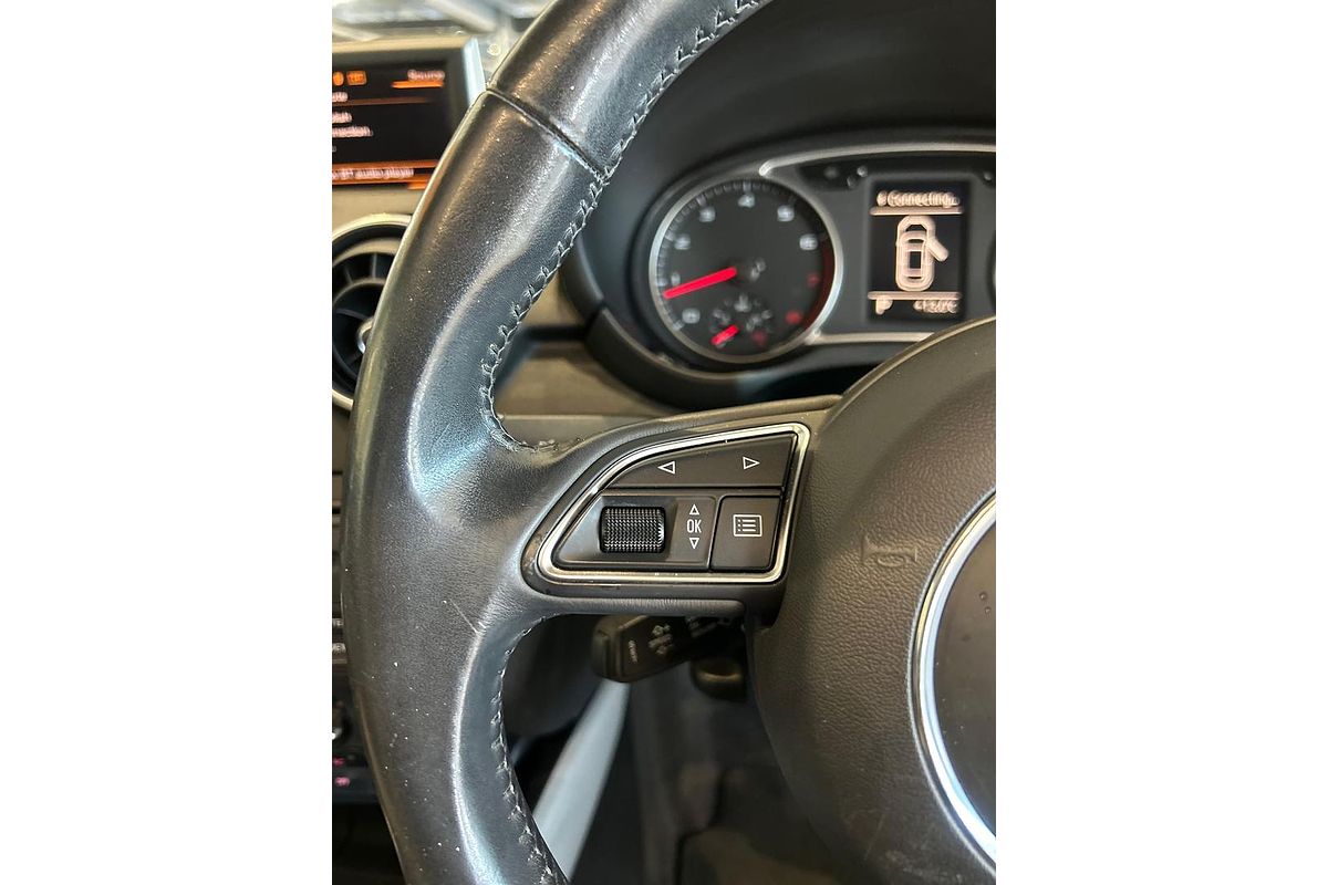 2011 Audi A1 Ambition 8X