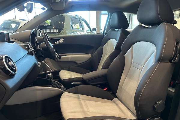 2011 Audi A1 Ambition 8X