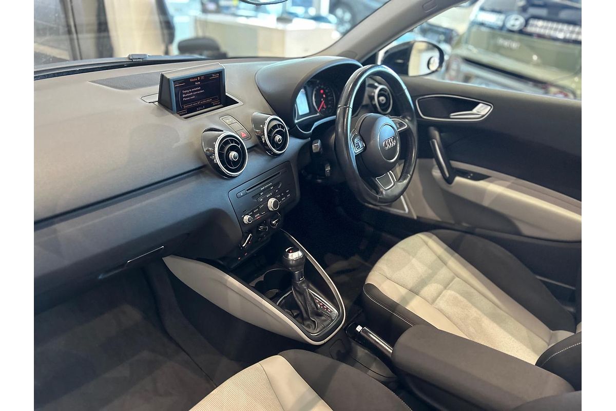 2011 Audi A1 Ambition 8X
