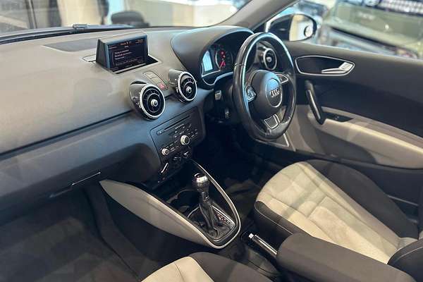 2011 Audi A1 Ambition 8X
