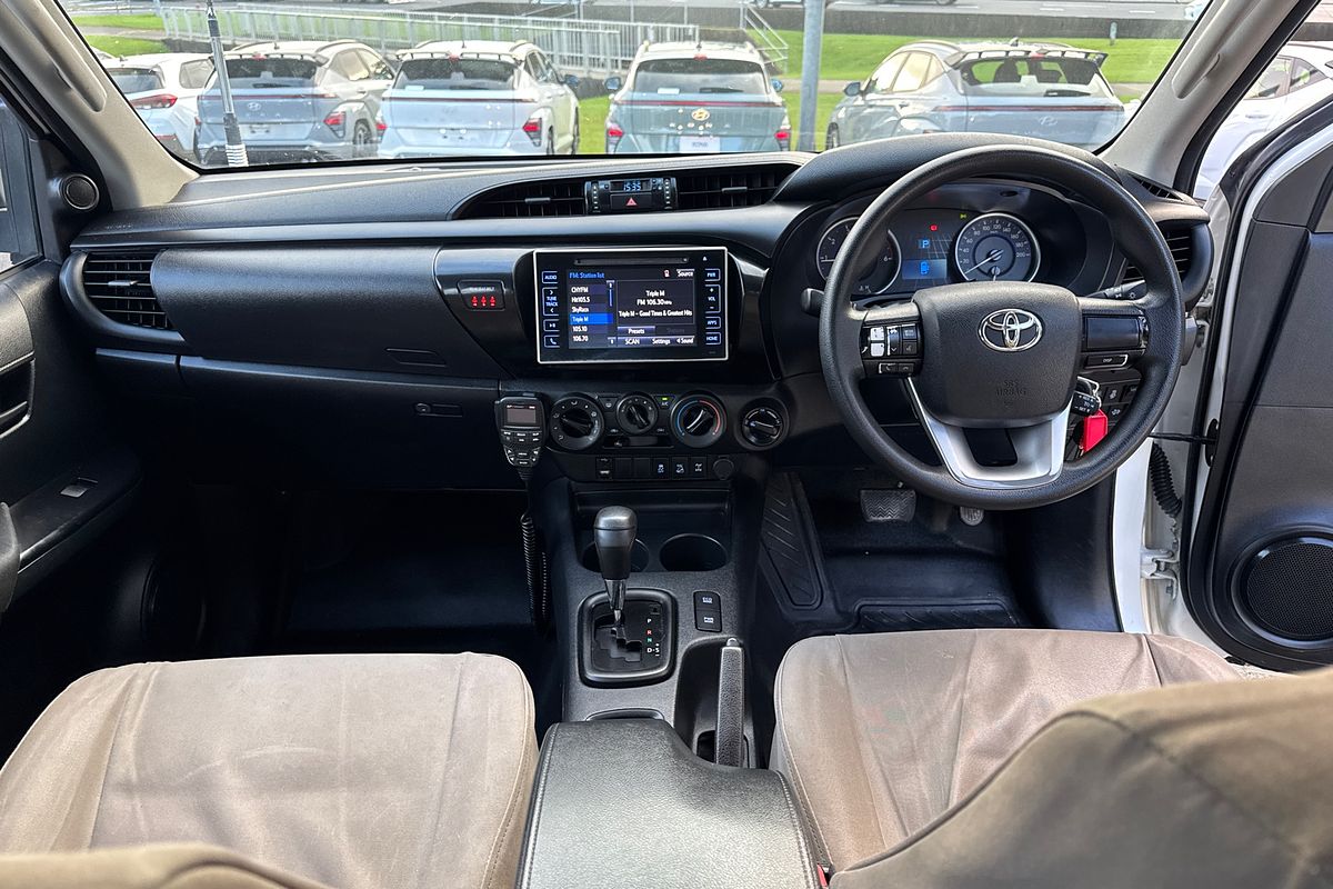 2018 Toyota Hilux SR GUN126R 4X4