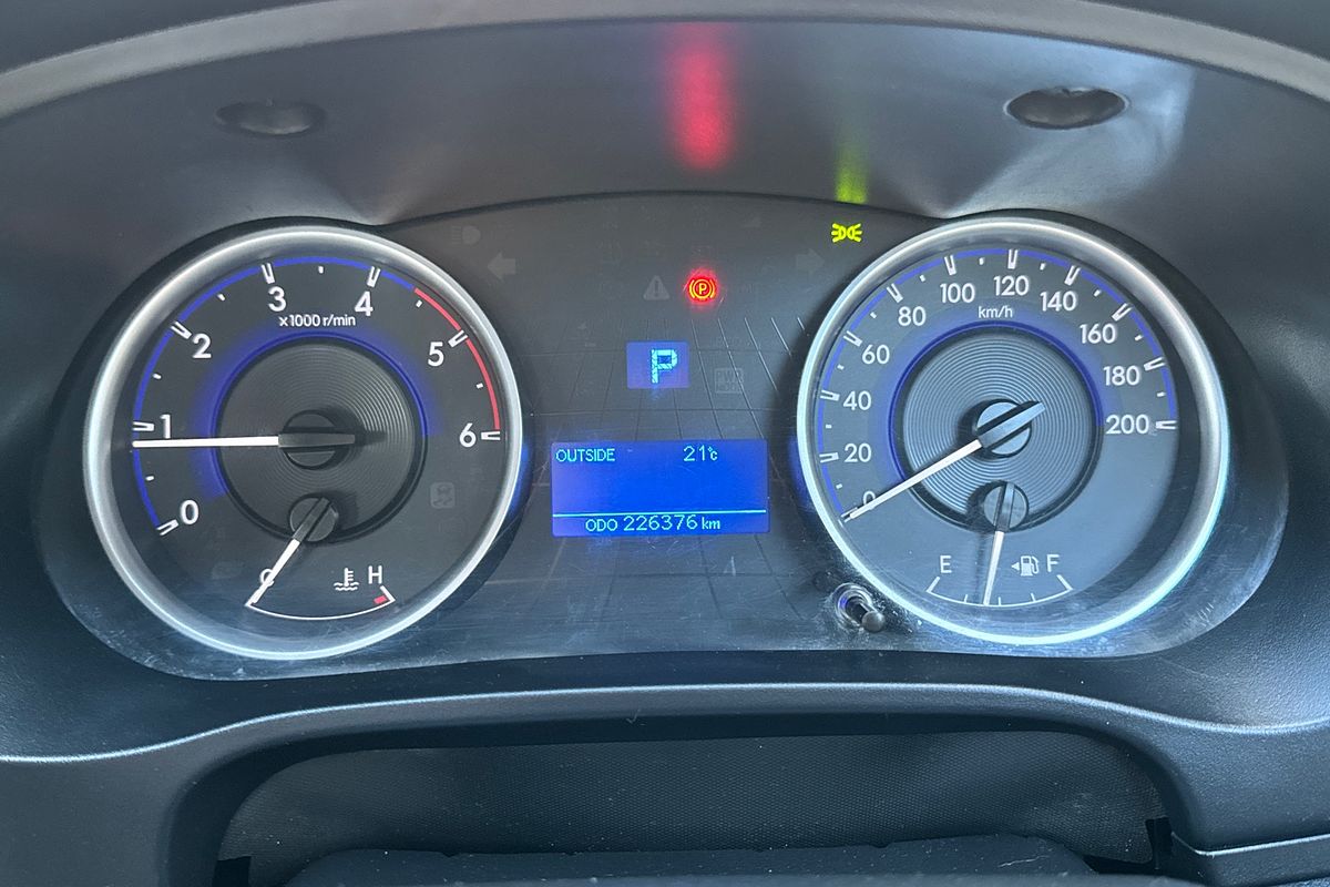 2018 Toyota Hilux SR GUN126R 4X4
