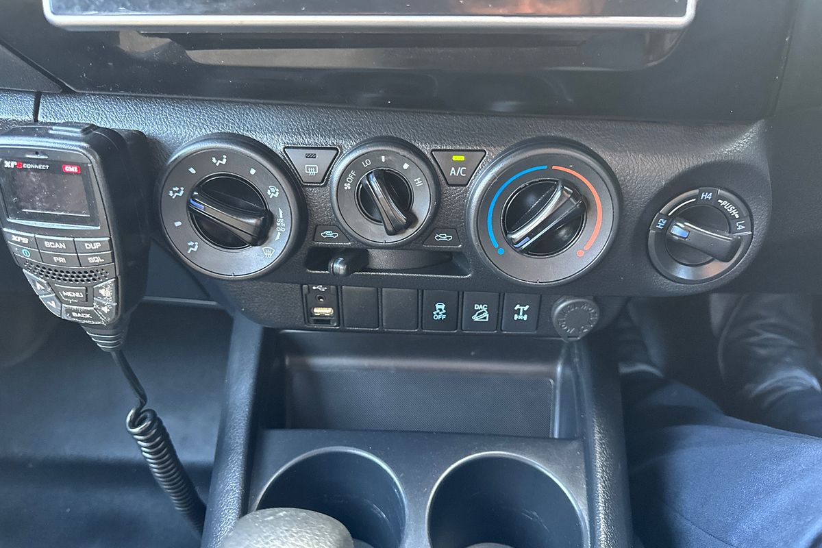 2018 Toyota Hilux SR GUN126R 4X4