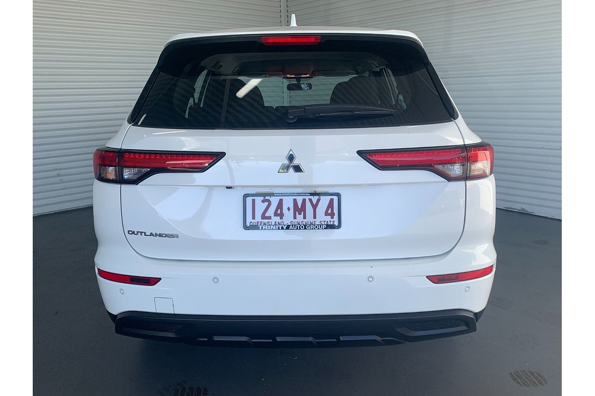 2023 Mitsubishi Outlander ES ZM