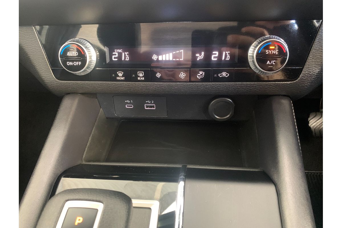 2023 Mitsubishi Outlander ES ZM