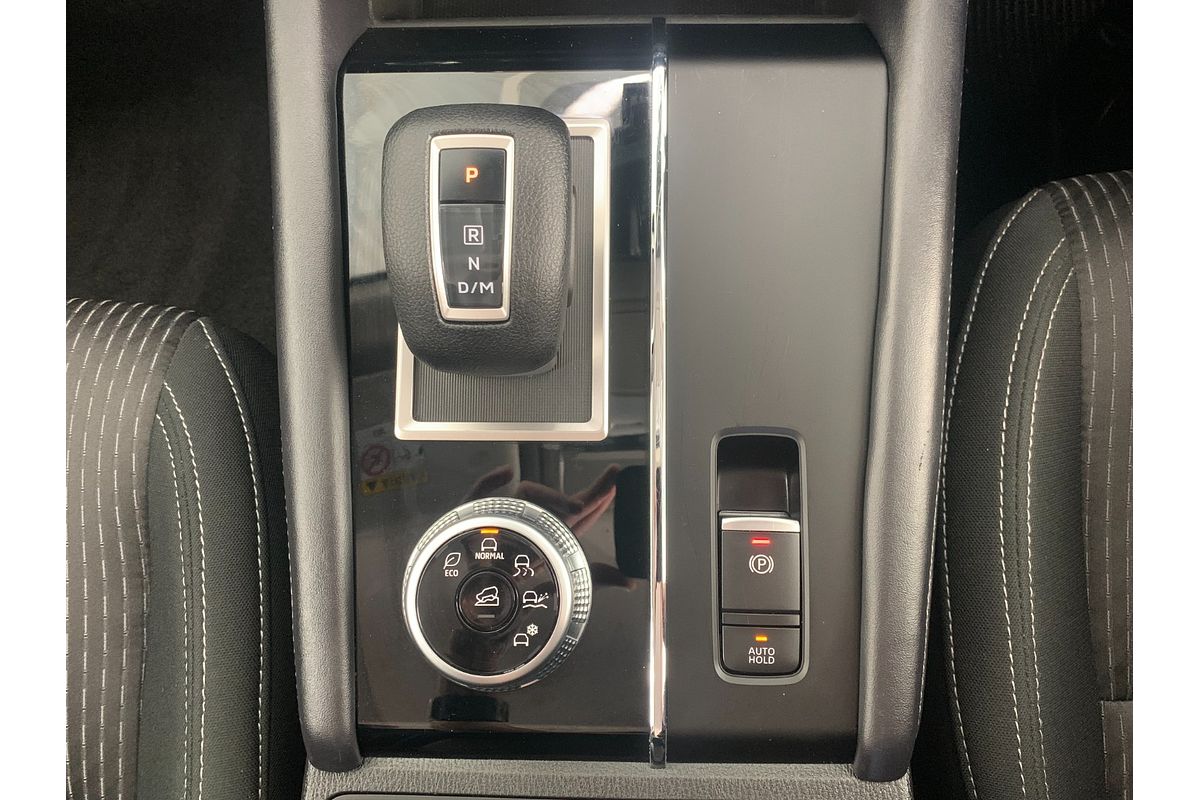 2023 Mitsubishi Outlander ES ZM