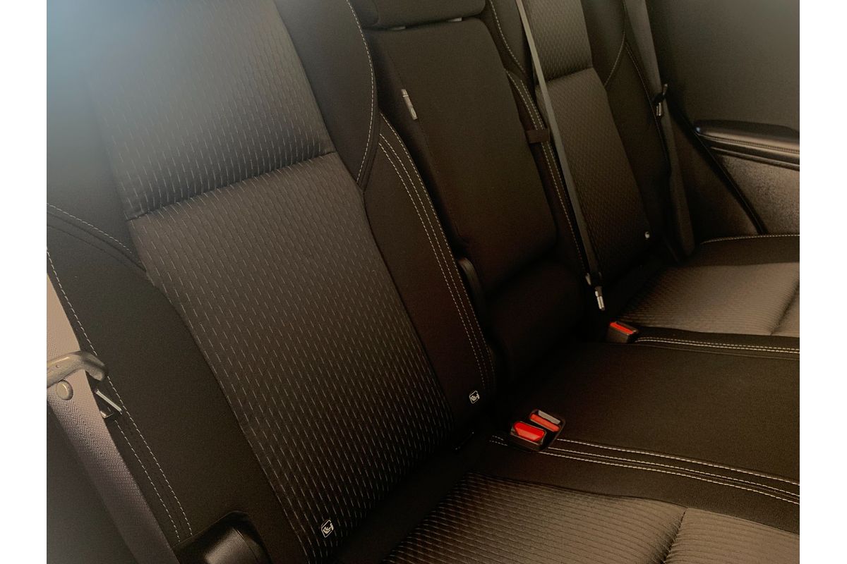 2023 Mitsubishi Outlander ES ZM