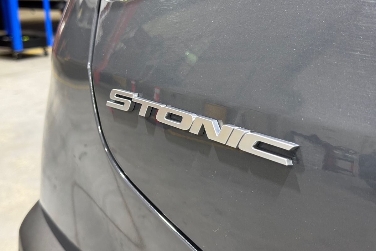 2022 Kia Stonic S YB