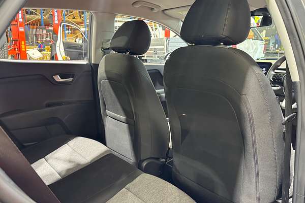 2022 Kia Stonic S YB