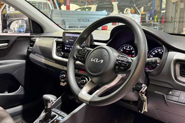2022 Kia Stonic S YB