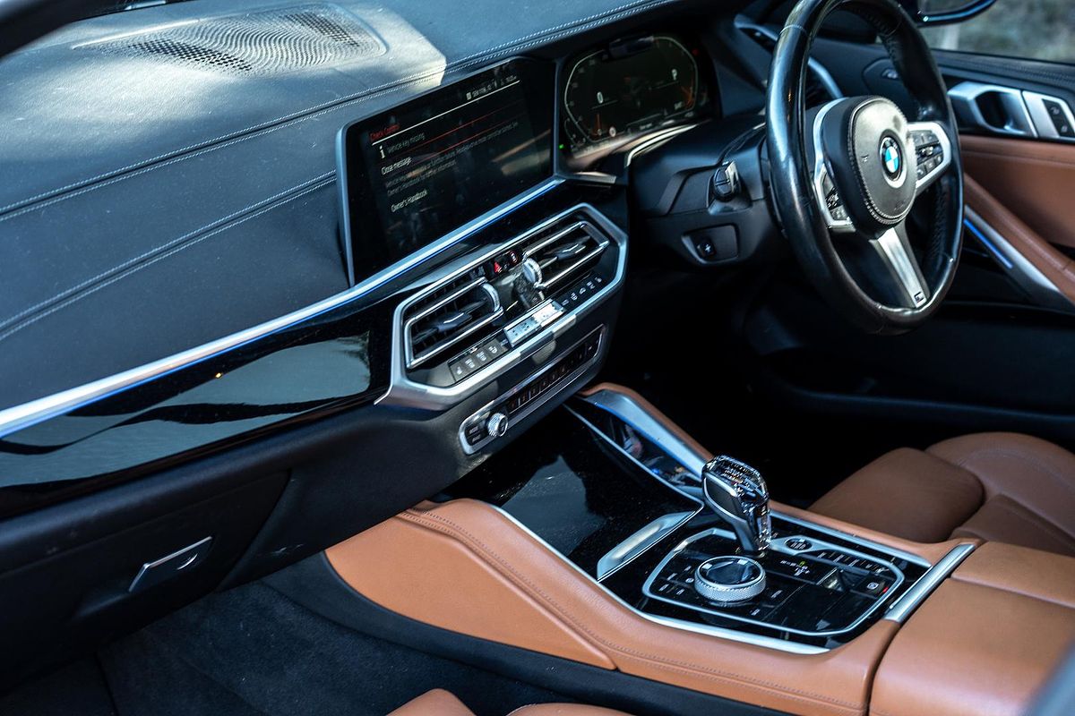 2022 BMW X6 xDrive30d M Sport G06