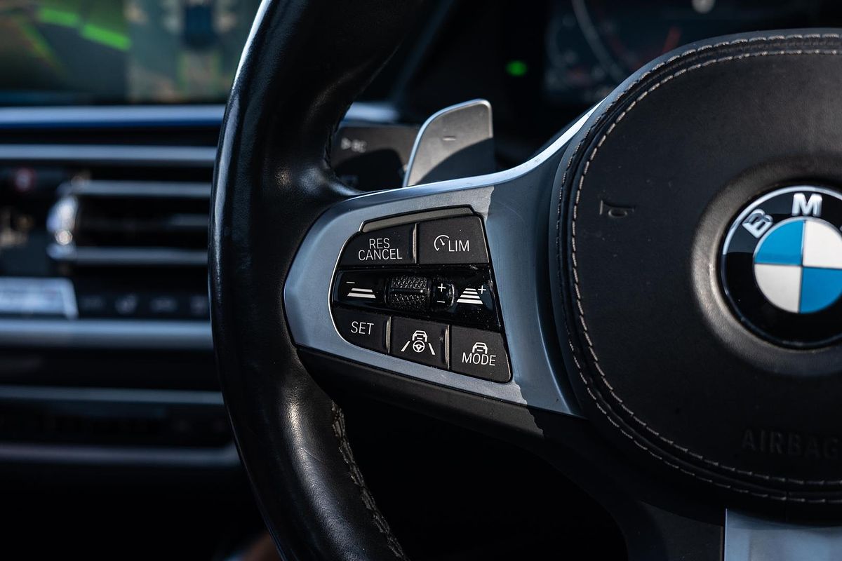 2022 BMW X6 xDrive30d M Sport G06