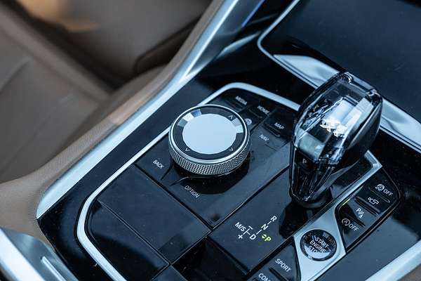 2022 BMW X6 xDrive30d M Sport G06