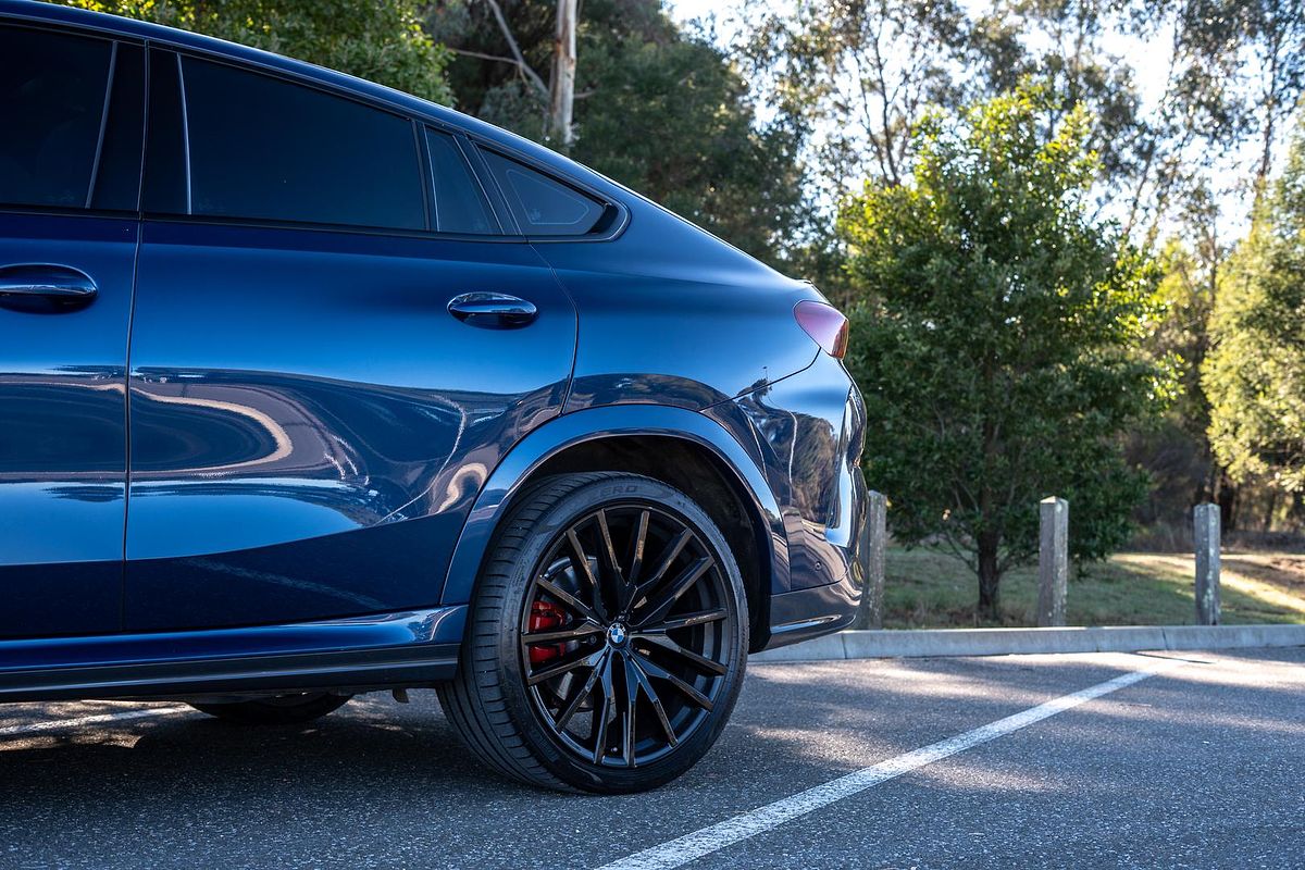 2022 BMW X6 xDrive30d M Sport G06