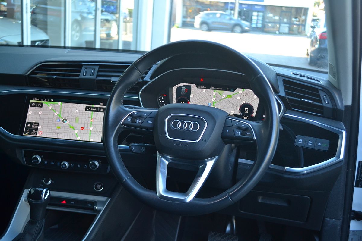 2023 Audi Q3 35 TFSI F3