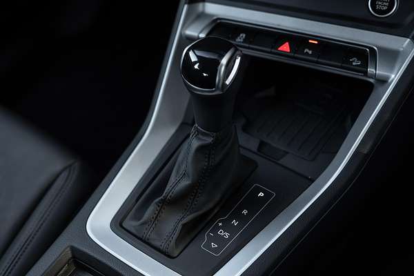 2024 Audi Q3 35 TFSI F3