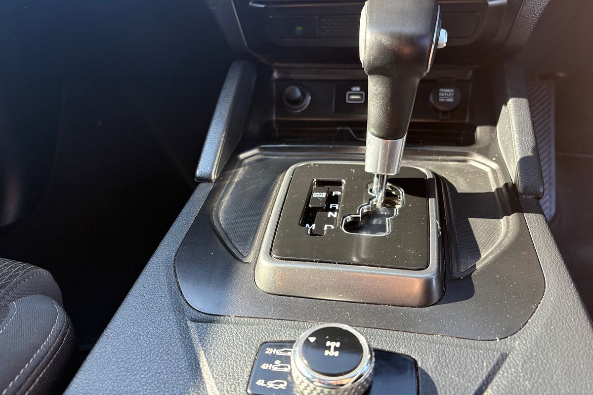 2022 SsangYong Musso ELX Q250 4X4