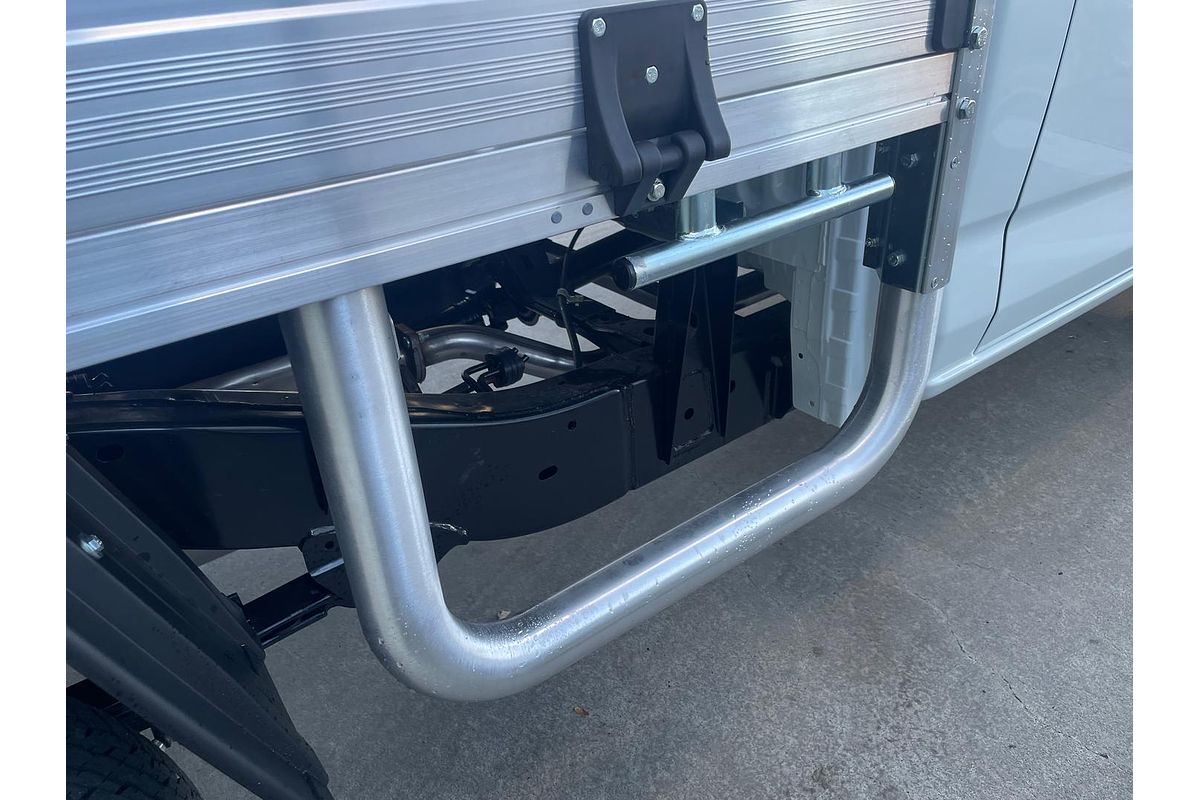 2025 Isuzu D-MAX SX High Ride Rear Wheel Drive