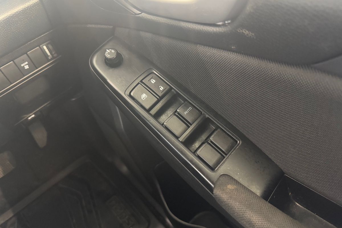 2023 Isuzu MU-X LS-M