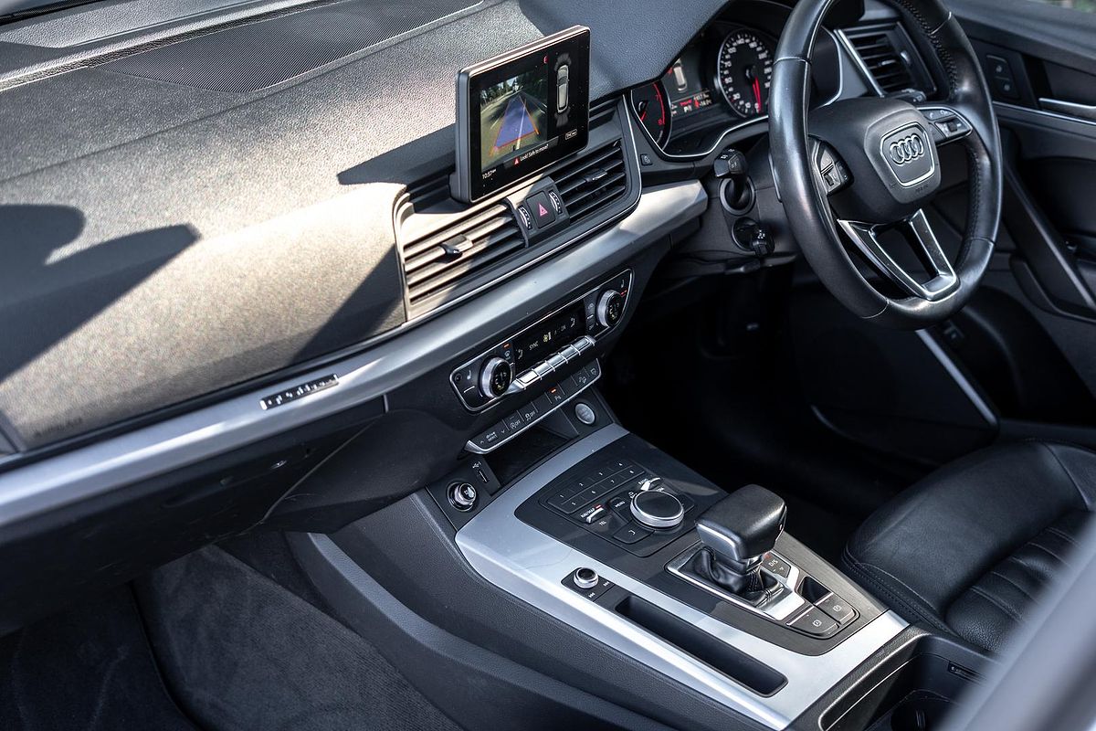 2019 Audi Q5 45 TFSI design FY