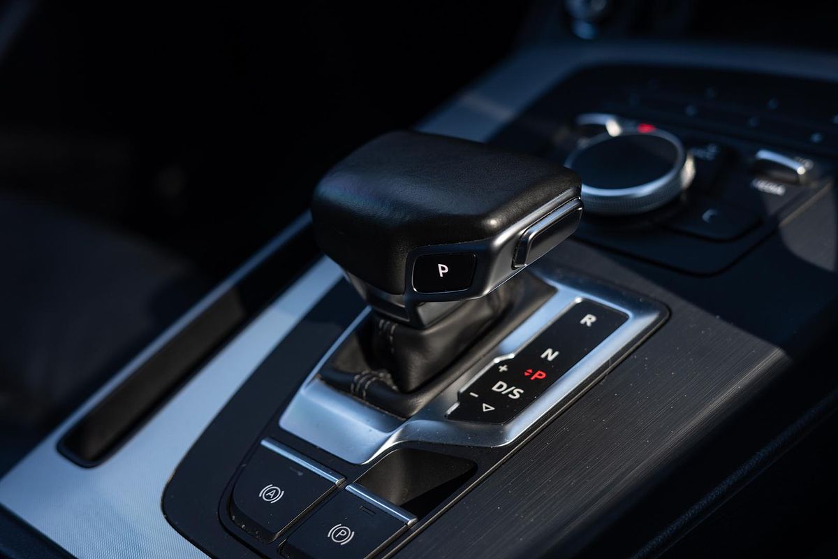 2019 Audi Q5 45 TFSI design FY
