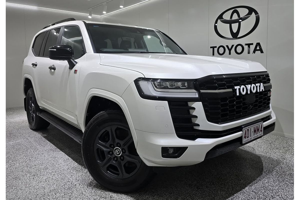 2023 Toyota Landcruiser GR Sport FJA300R