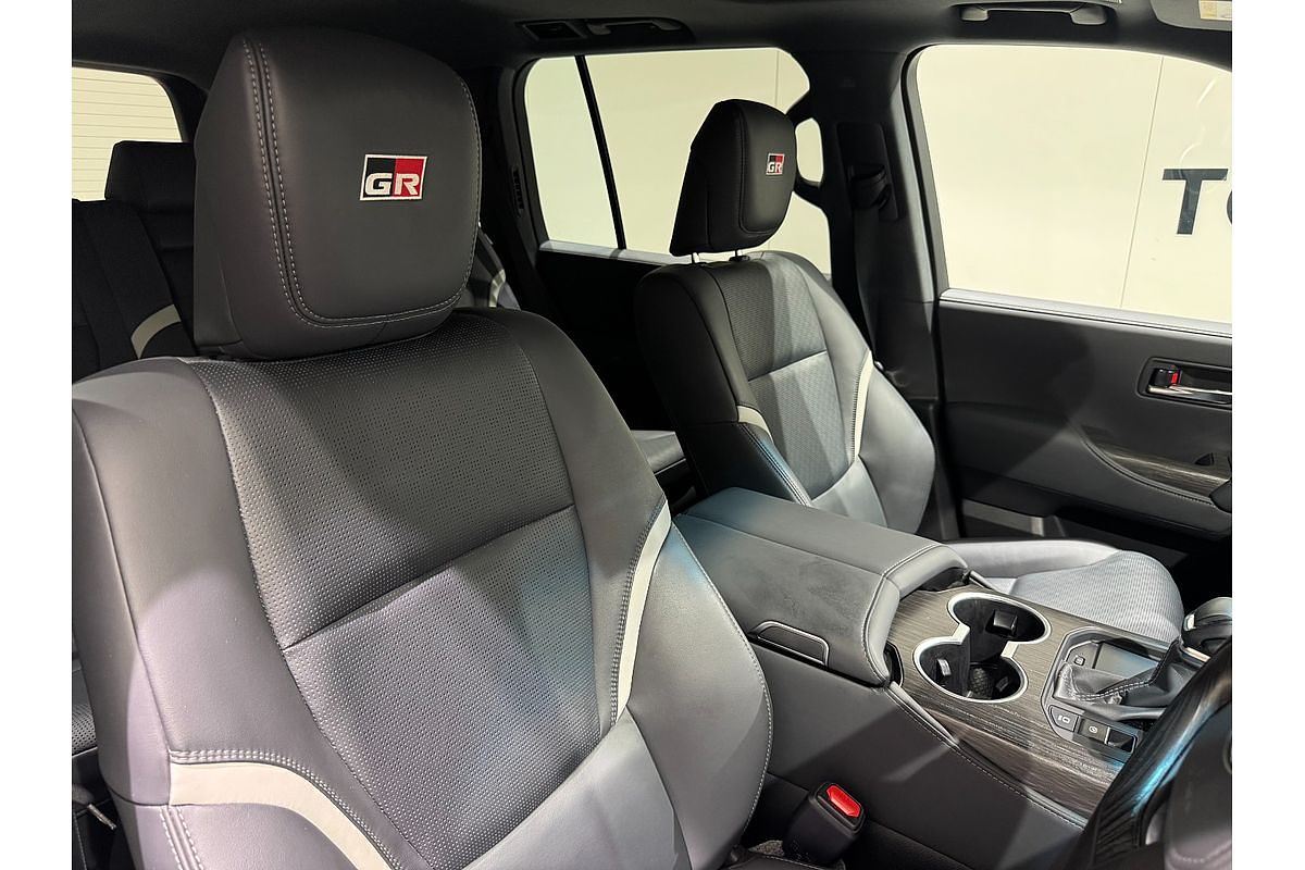 2023 Toyota Landcruiser GR Sport FJA300R
