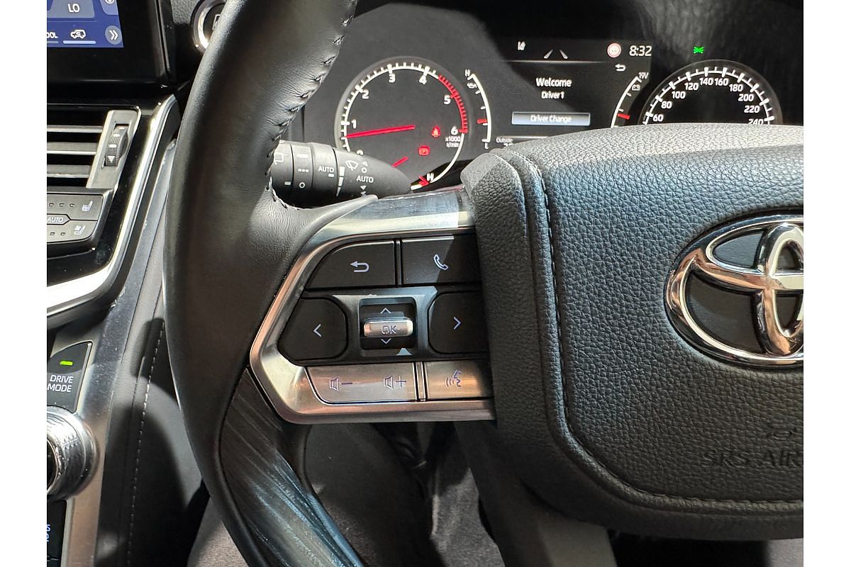2023 Toyota Landcruiser GR Sport FJA300R