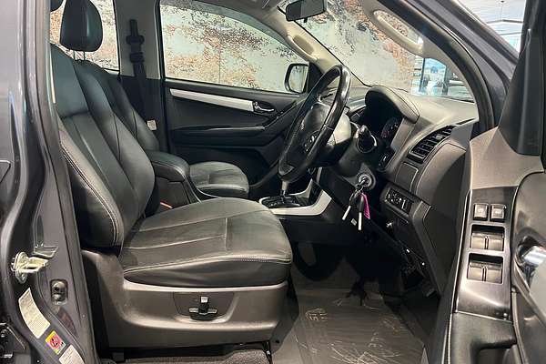 2018 Isuzu D-MAX LS-T High Ride Rear Wheel Drive