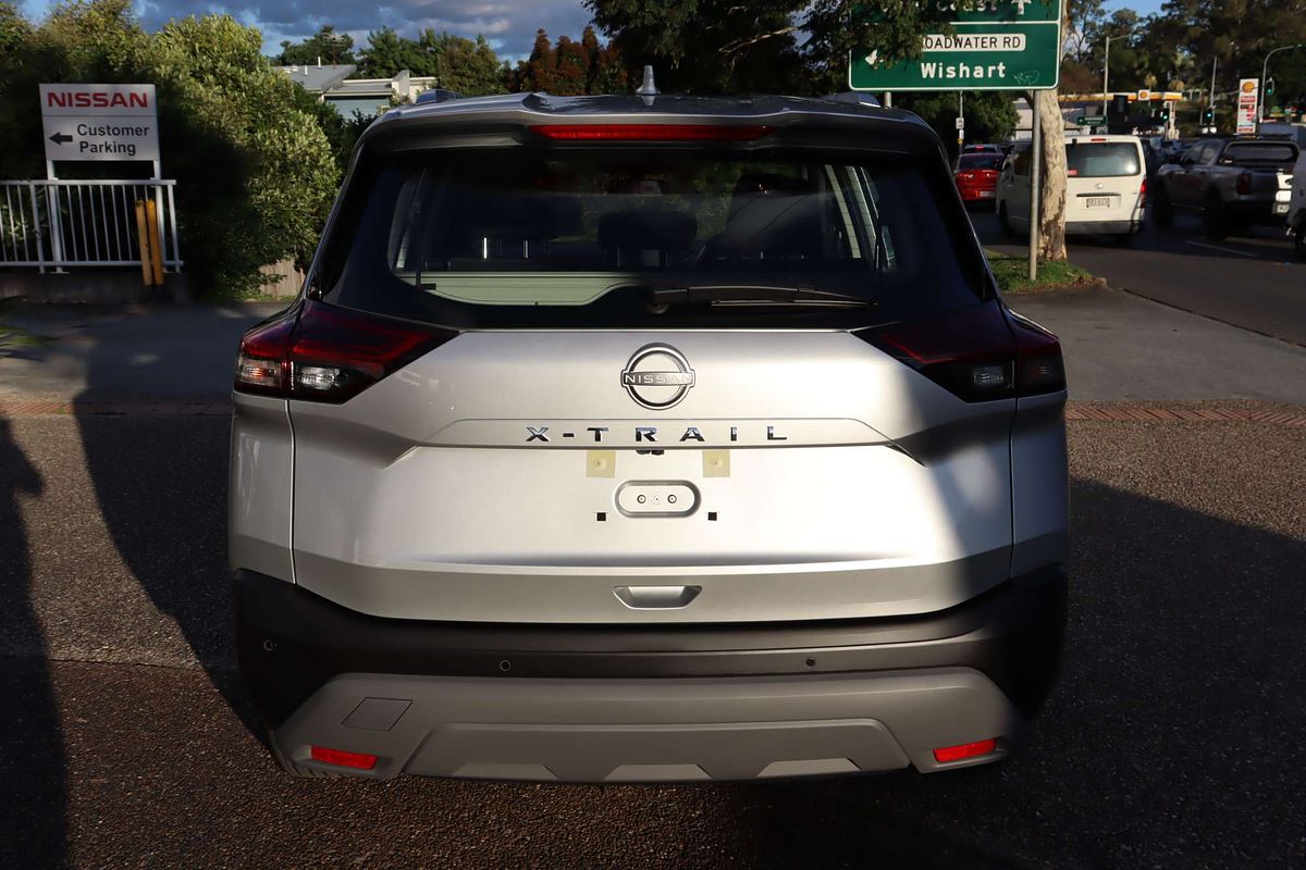 2024 Nissan X-TRAIL ST T33