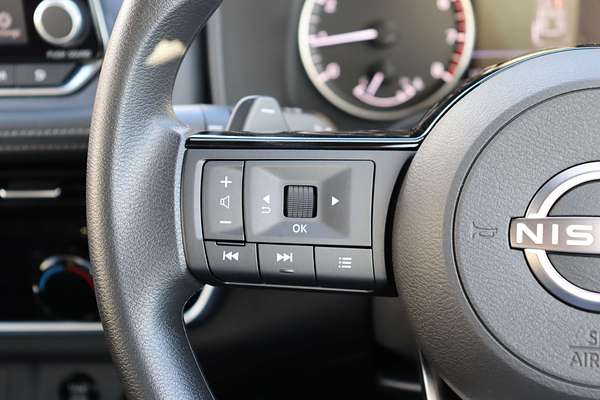 2024 Nissan X-TRAIL ST T33