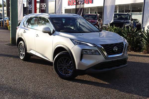 2024 Nissan X-TRAIL ST T33